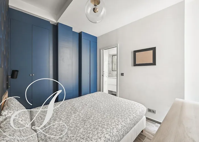 Oasis, Superbe 3 A 15eme פריז